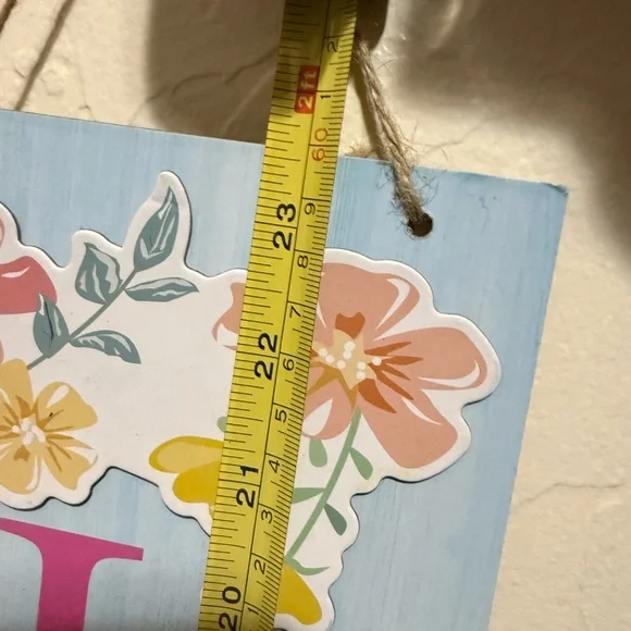 ‘Love Grows Here’ Floral Wall Sign - Blue and Pink - Picture 3 of 4